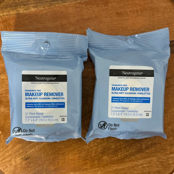 2 Pack of Neutrogena Makeup Remover Cleansing Towelettes, 25CT - Picture 2 of 7